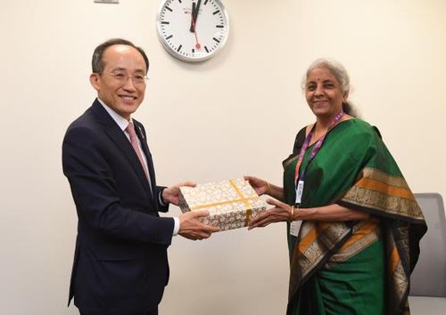 추경호 부총리와 니르말라 시타라만 인도 재무장관[기획재정부 제공]