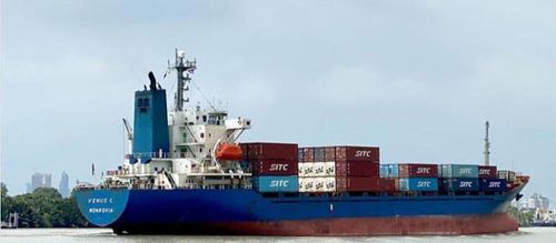 미얀마 양곤행 중국 화물선[이라와디 홈페이지 캡처. 재판매 및 DB 금지]