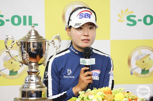 우승 인터뷰를 하는 이소미[KLPGA 투어 제공. 재판매 및 DB 금지]