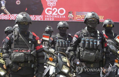 G20 정상회의 준비하는 경찰들[AP 연합뉴스 자료사진. 재판매 및 DB 금지]