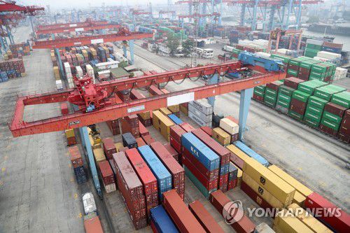 인도네시아 자카르타 탄중 푸리옥 항구[EPA 연합뉴스 자료사진. 재판매 및 DB 금지]