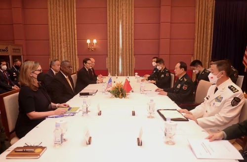 캄보디아서 만난 미중 국방장관[중국 국방부 제공]