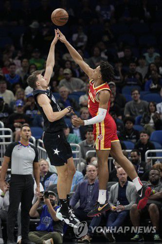 올랜도와 애틀랜타의 경기 장면.[AP=연합뉴스]