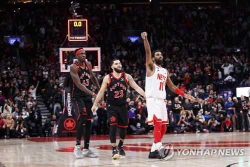 결승 3점포를 적중한 어빙[AP=연합뉴스]