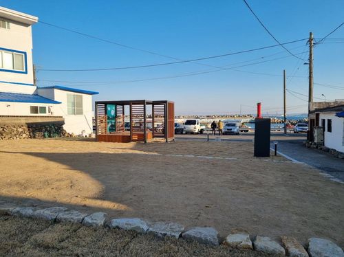 포항 칠포수군만호성 유적에 조성된 쉼터[포항시 제공. 재판매 및 DB 금지]