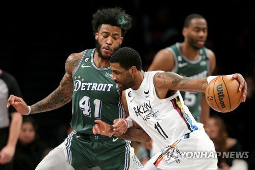 돌파를 시도하는 브루클린의 카이리 어빙(11번)[USA TODAY Sports=연합뉴스]