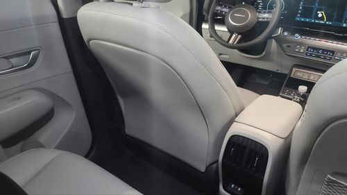 디 올뉴 코나 뒷좌석[최평천 촬영]