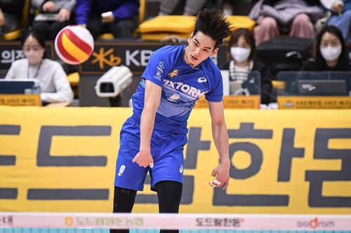 한국전력 임성진의 강서브[한국배구연맹 제공. 재판매 및 DB 금지]
