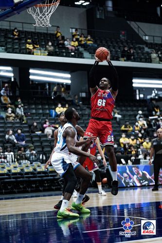 인삼공사 대릴 먼로의 슛[EASL 제공. 재판매 및 DB 금지]