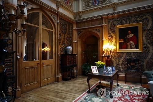 '다운튼 애비' 촬영지 하이클레어 성[로이터=연합뉴스 자료사진]