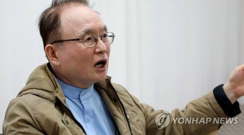 연합뉴스와 인터뷰 중인 김달성 목사[촬영 이건희]