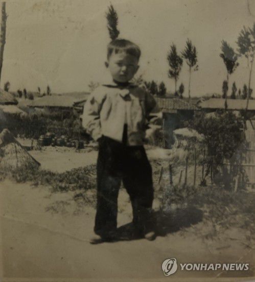 초등교 입학 전의 김달성 목사[본인 제공]