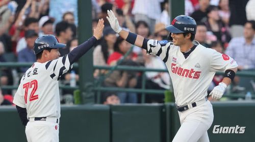 만루 홈런 터뜨린 이학주[롯데 자이언츠 제공. 재판매 및 DB 금지]