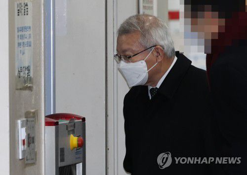 법정 향하는 양승태[연합뉴스 자료사진]