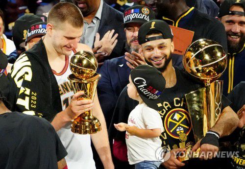 니콜라 요키치와 저말 머리[USA TODAY Sports=연합뉴스]