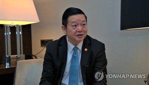 까으 끔 후은 아세안 사무총장[주아세안 대한민국 대표부 제공. 재판매 및 DB 금지]