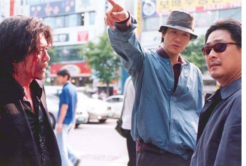 영화 '올드보이' 촬영 당시 최민식, 유지태, 박찬욱 감독(왼쪽부터)[KT&G 상상마당 시네마 제공. 재판매 및 DB 금지]