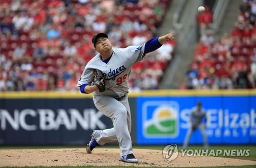 다저스 시절 투구하는 류현진[게티이미지/AFP=연합뉴스]
