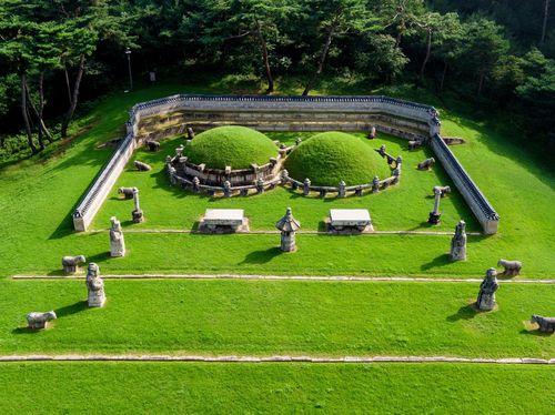 고양 서삼릉 내 효릉 능침[문화재청 국가문화유산포털 제공. 재판매 및 DB 금지]