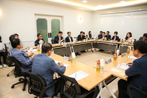 서울시의원과 프로야구 서울 3개 구단 대표 간담회[KBO 사무국 제공. 재판매 및 DB 금지]