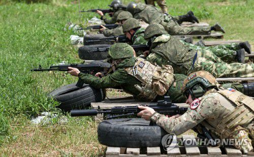 훈련 중인 러시아군[타스=연합뉴스]