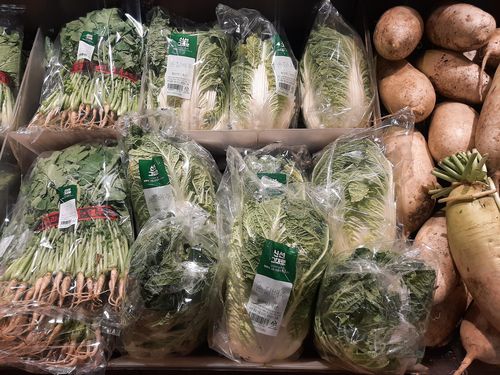 10일 이마트에 진열된 손질 배추…1포기 6천480원[촬영 성혜미]