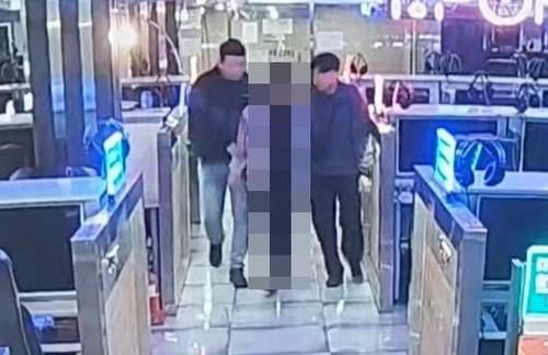 수원 엘리베이터 사건 피의자 검거[연합뉴스 TV 제공. 재판매 및 DB 금지]