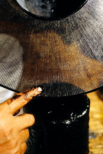 갓을 만드는 작업 [문화재청 국가문화유산포털 제공. 재판매 및 DB 금지]