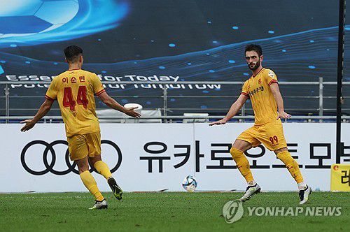 베카 '골이다'[연합뉴스 자료사진]