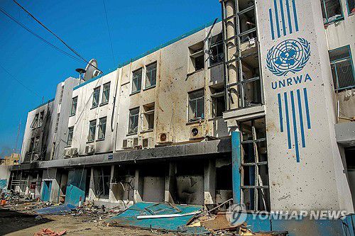 가자지구의 유엔 팔레스타인 난민구호기구(UNRWA) 본부지난 15일(현지시간) 팔레스타인 가자지구 가자시티에 있는 유엔 팔레스타인 난민구호기구(UNRWA) 본부의 모습. 2024.02.22 [AFP 연합뉴스 자료사진. 재판매 및 DB 금지]