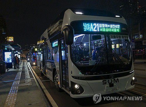 서울 심야 자율주행버스[연합뉴스 자료사진]
