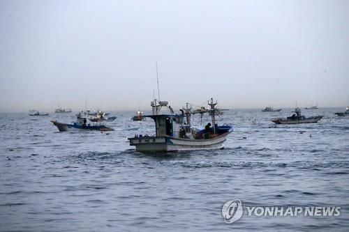 출어하는 어선들[연합뉴스 자료사진]