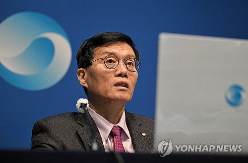 이창용 한국은행 총재(서울=연합뉴스) 이창용 한국은행 총재가 22일 오전 서울 중구 한국은행에서 열린 금융통화위원회 통화정책방향 기자간담회에서 취재진의 질문에 답하고 있다. 2024.2.22 [사진공동취재단] photo@yna.co.kr