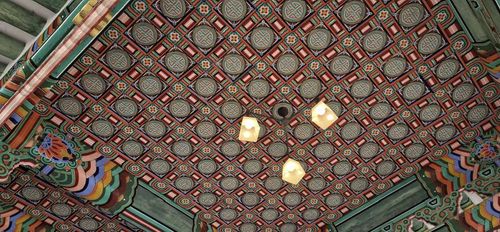 희정당 외현관 전등[문화재청 제공. 재판매 및 DB 금지]