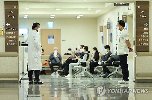 계속되는 의정갈등(서울=연합뉴스) 김성민 기자