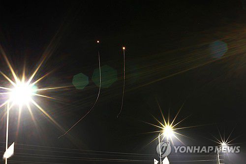 이란 공습 방어하는 이스라엘 아이언돔[EPA 연합뉴스. 재판매 및 DB 금지]