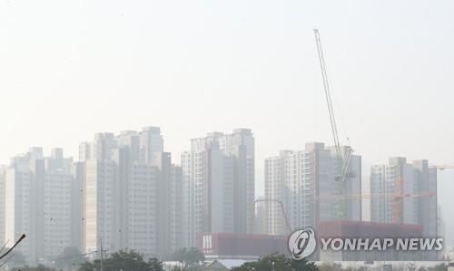 미세먼지 낀 내포신도시[연합뉴스 자료사진]