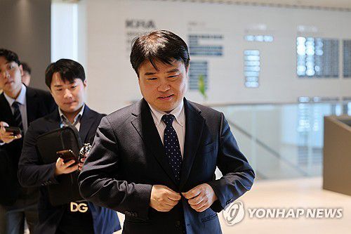 비대위 회의 참석하는 임현택 차기 의협 회장(서울=연합뉴스) 박동주 기자