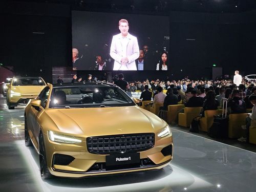 발표하는 토마스 잉엔라트 폴스타 최고경영자(CEO)[촬영 임성호]