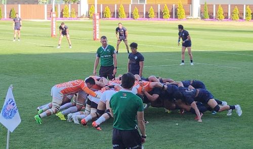 치열하게 맞붙은 읏맨 럭비단과 현대글로비스 선수들[대한럭비협회 제공. 재판매 및 DB금지]