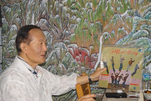 인터뷰하는 남석훈사진은 2019년 당시. [박성서 대중음악평론가 제공. 재판매 및 DB 금지]