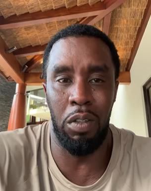 콤스, 여친 폭행 사과 모습[콤스 인스타그램 캡처]