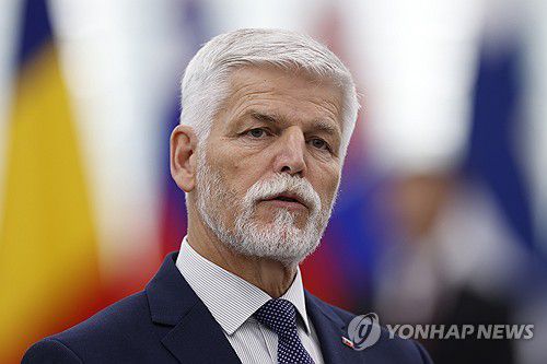 페트르 파벨 체코 대통령[AP 연합뉴스 자료사진. 재판매 및 DB 금지]