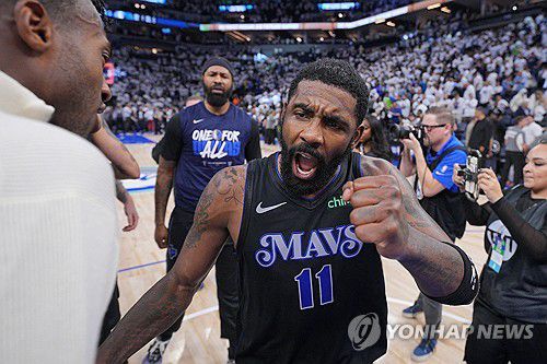 승리 후 기뻐하는 댈러스 어빙[로이터=연합뉴스] Mandatory Credit: Brad Rempel-USA TODAY Sports