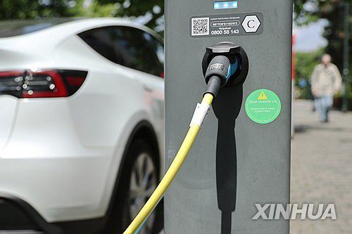 유럽 전기차 충전시설[신화 연합뉴스 자료사진.재판매 및 DB 금지]