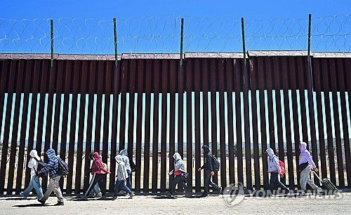 미국 남부 국경의 장벽[AFP 연합뉴스 자료사진. 재판매 및 DB 금지]