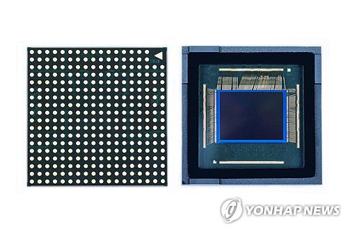 삼성전자, 첨단 이미지센서 설루션 3종 공개(서울=연합뉴스) 삼성전자가 스마트폰의 메인 카메라와 서브 카메라에 적용할 수 있는 첨단 이미지센서 3종을 27일 공개했다. 사진은 이미지센서 아이소셀 GNJ 제품이미지. 2024.6.27 [삼성전자 제공. 재판매 및 DB 금지]