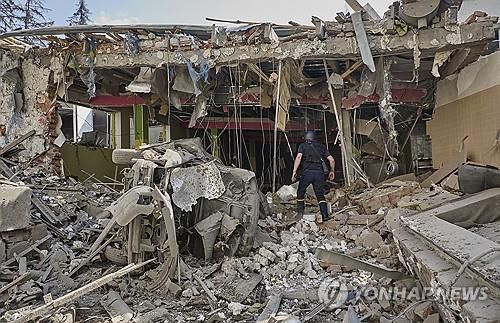 파괴된 우크라이나 하르키우[EPA 연합뉴스 자료사진. 재판매 및 DB 금지]