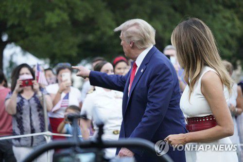 재임시절 독립기념일 행사에 참가한 도널드 트럼프 전 대통령[EPA 연합뉴스 자료사진]