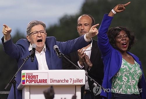 극좌 정당 굴복하지않는프랑스의 장뤼크 멜랑숑 대표[EPA 연합뉴스 자료사진. 재판매 및 DB 금지]